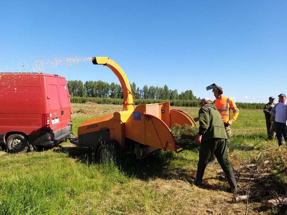 аренда измельчителя веток